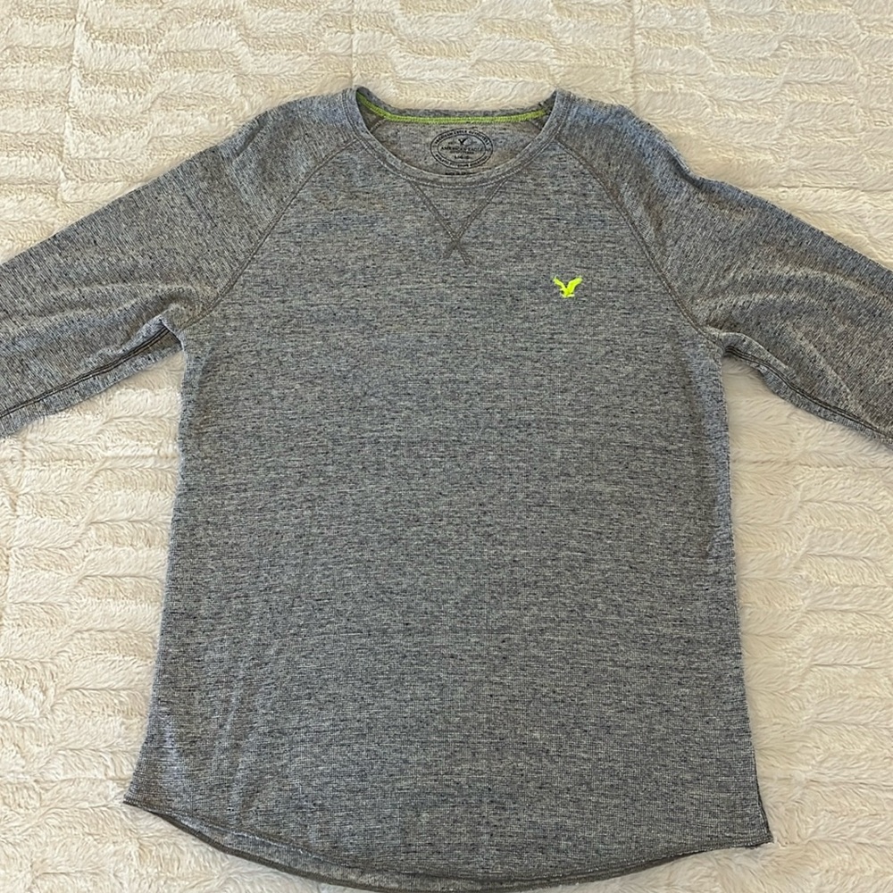 American eagle thermal style long sleeve shirt